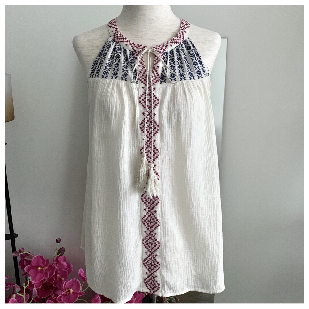 Two by Vince Camuto Tassel Tie Neck Halter Top